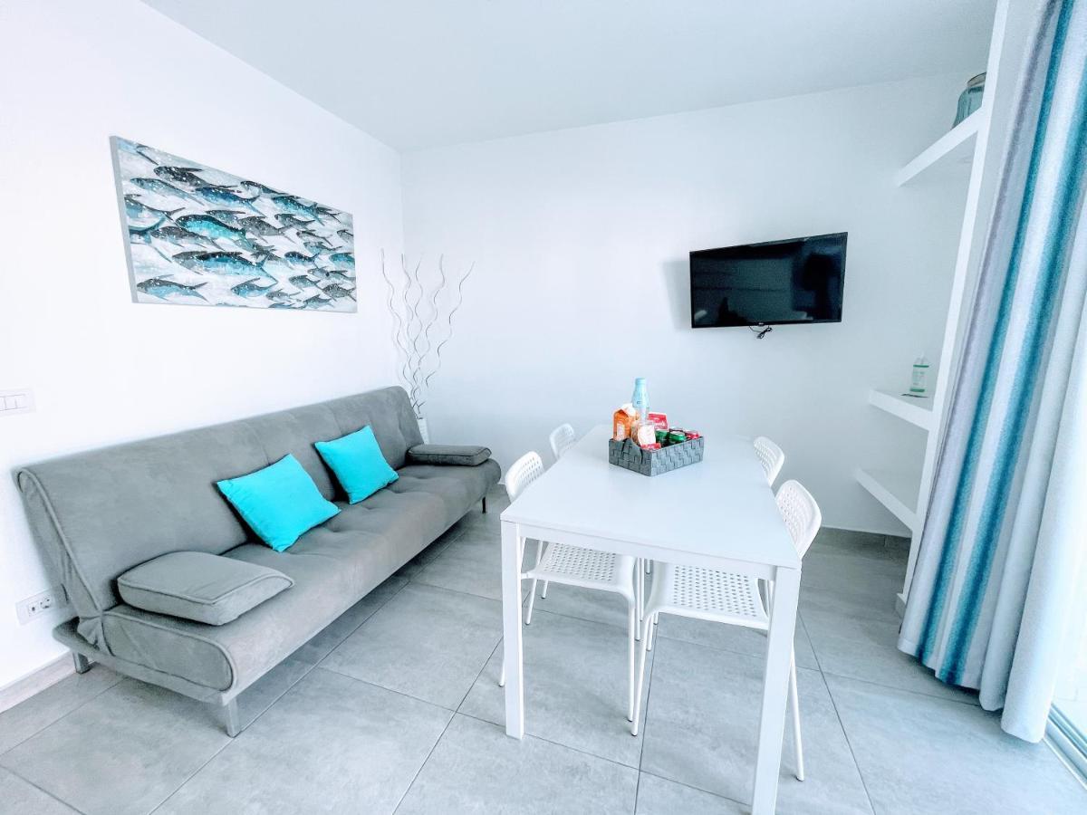 Blue Island Pool View & Wi-Fi By Irent Fuerteventura Apartment Коралео Екстериор снимка