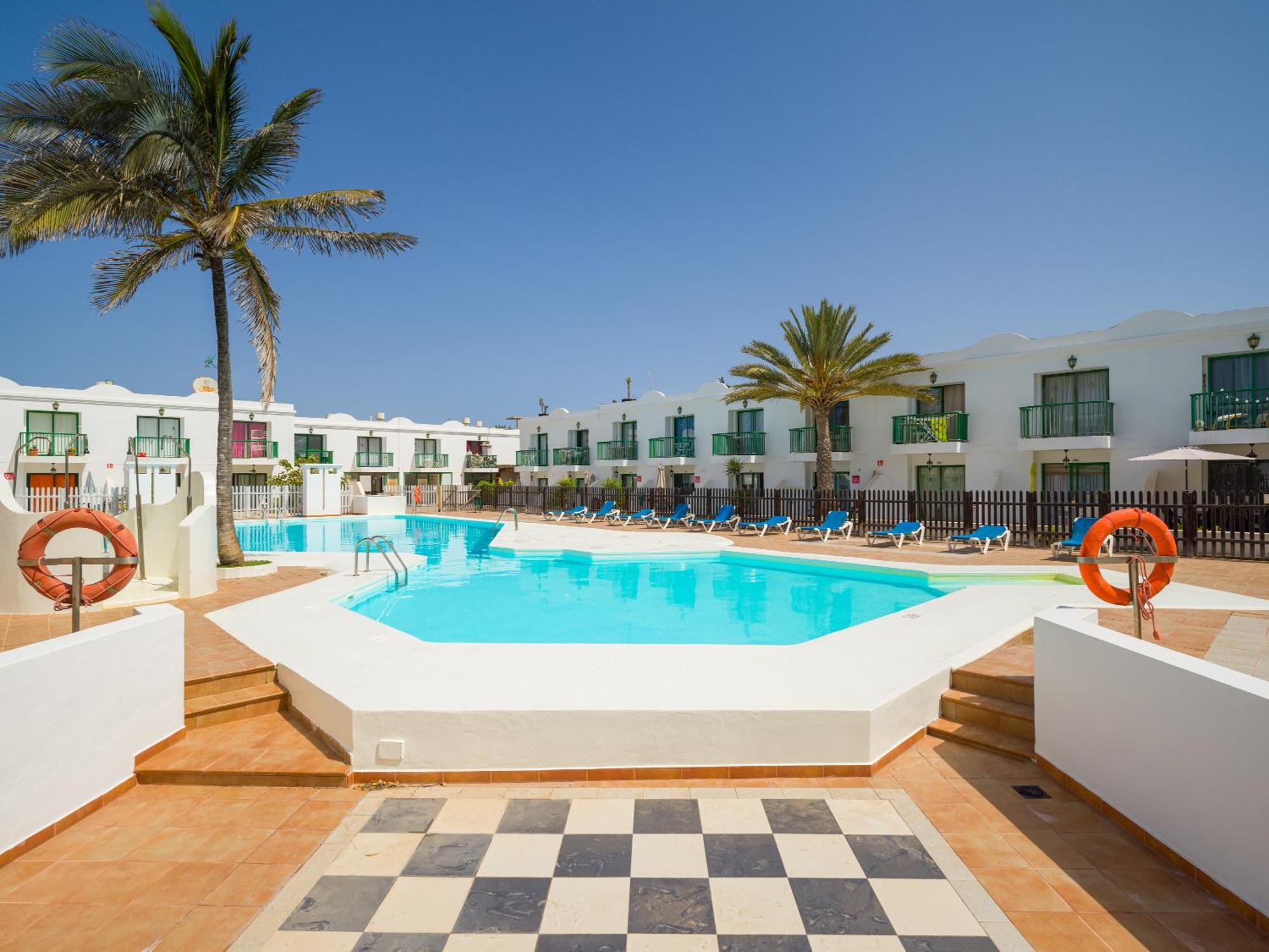 Blue Island Pool View & Wi-Fi By Irent Fuerteventura Apartment Коралео Екстериор снимка