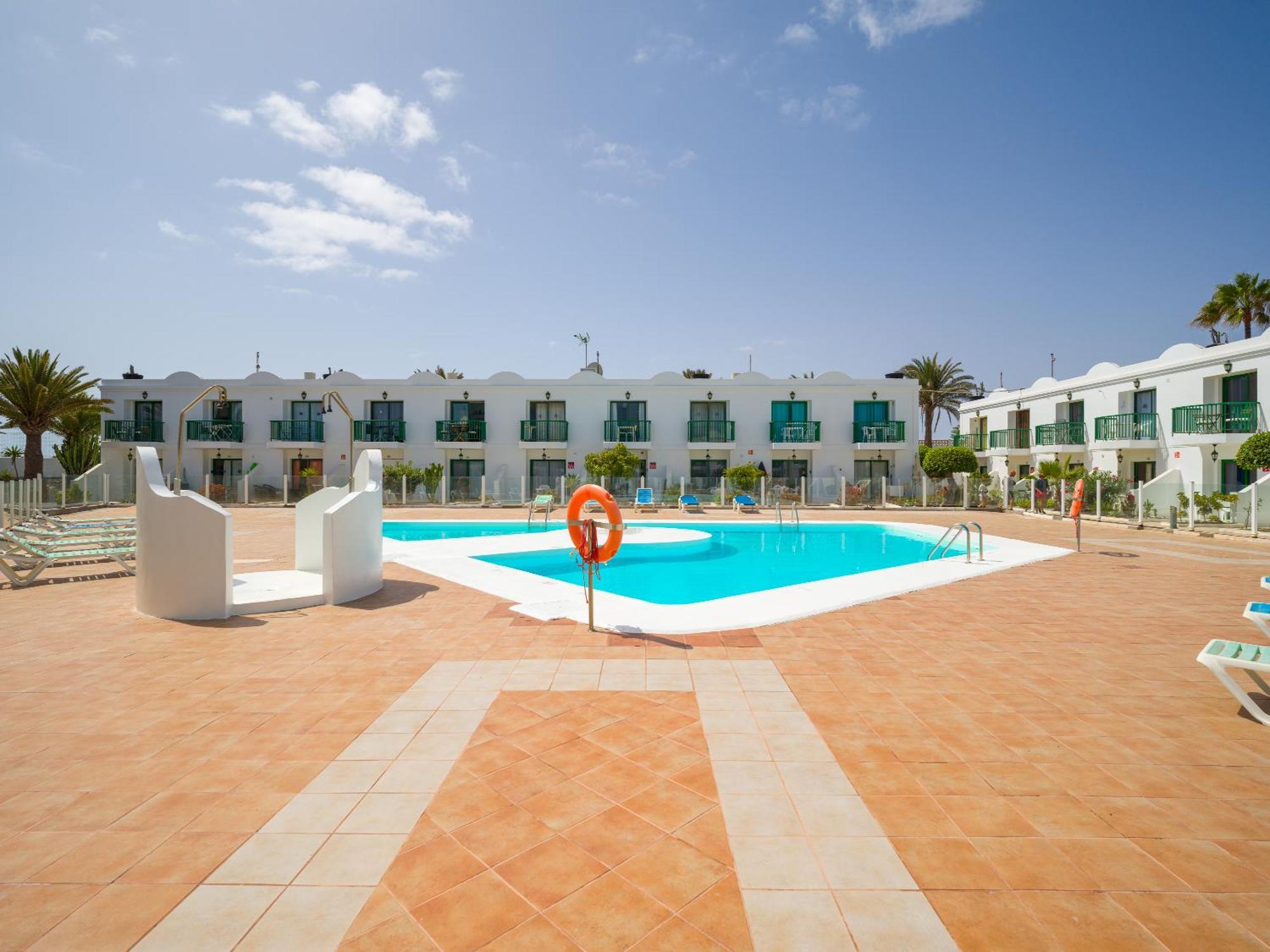 Blue Island Pool View & Wi-Fi By Irent Fuerteventura Apartment Коралео Екстериор снимка